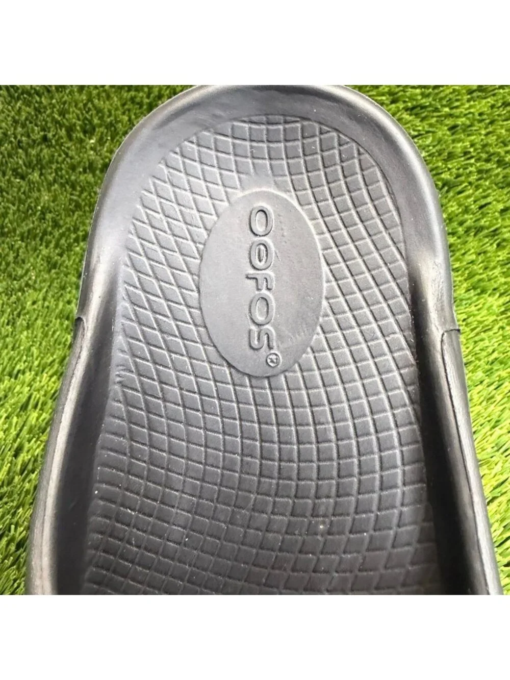 OOFOS OOahh Mens Size 8 All Black Beach Casual Outdoor Recovery Slide Sandals